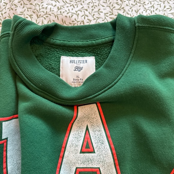 Hollister UM Crewneck Sweater - Picture 3 of 4